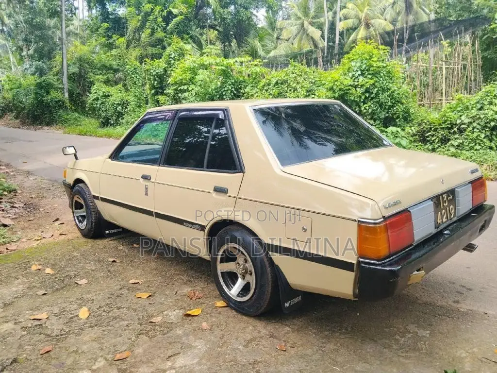Mitsubishi Lancer Box 1983 Car (Used)