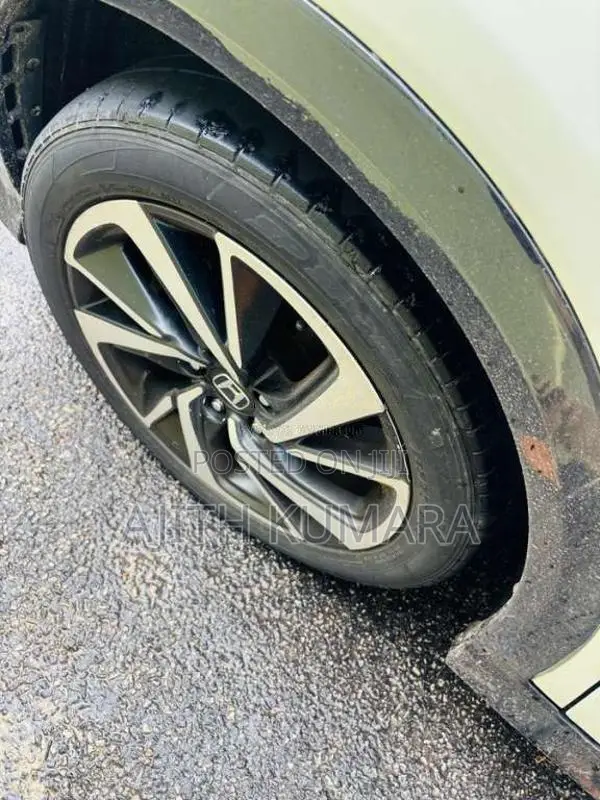 Honda Vezel RS 2019 SUV (Used)