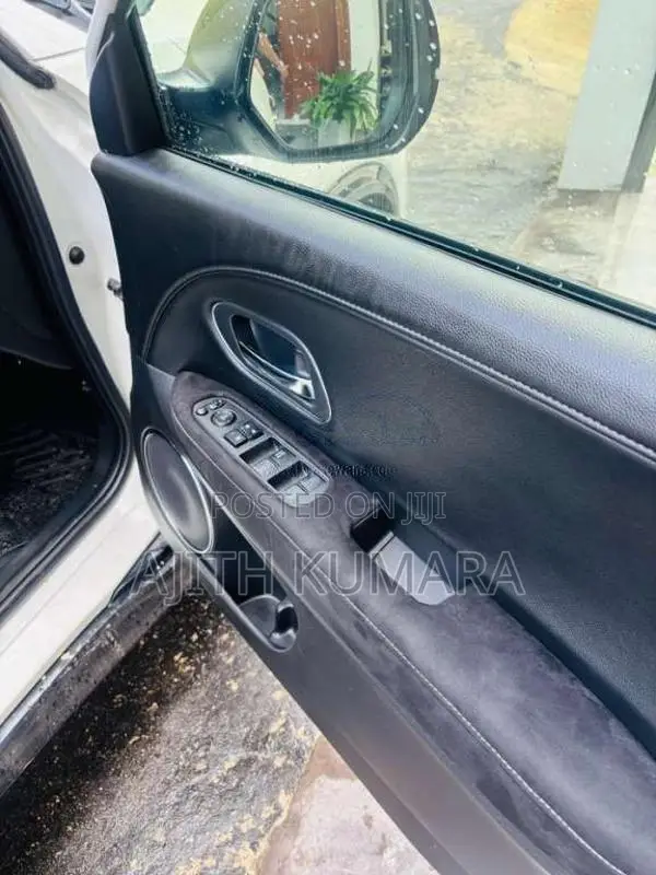 Honda Vezel RS 2019 SUV (Used)