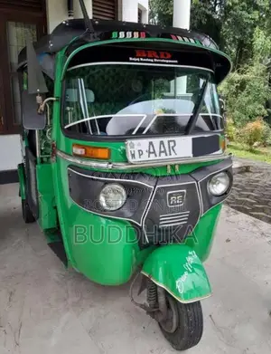 Bajaj RE 205 2014 Three Wheel (Used)