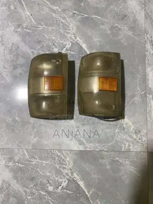 Original Japan Isuzu Elf Front Signal Lights (Left & Right Pair) for L