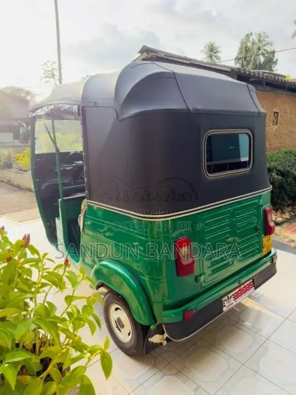 Bajaj RE 2014 Three Wheel (Used)
