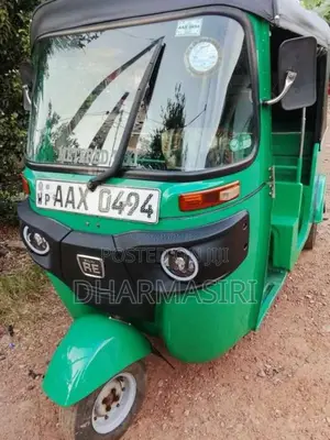 Bajaj 4 Stroke 2015 Three Wheel (Used)