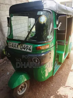 Bajaj 4 Stroke 2015 Three Wheel (Used)