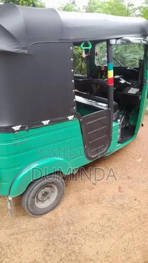 Bajaj 4 stroke 2018 Three Wheel (Used)