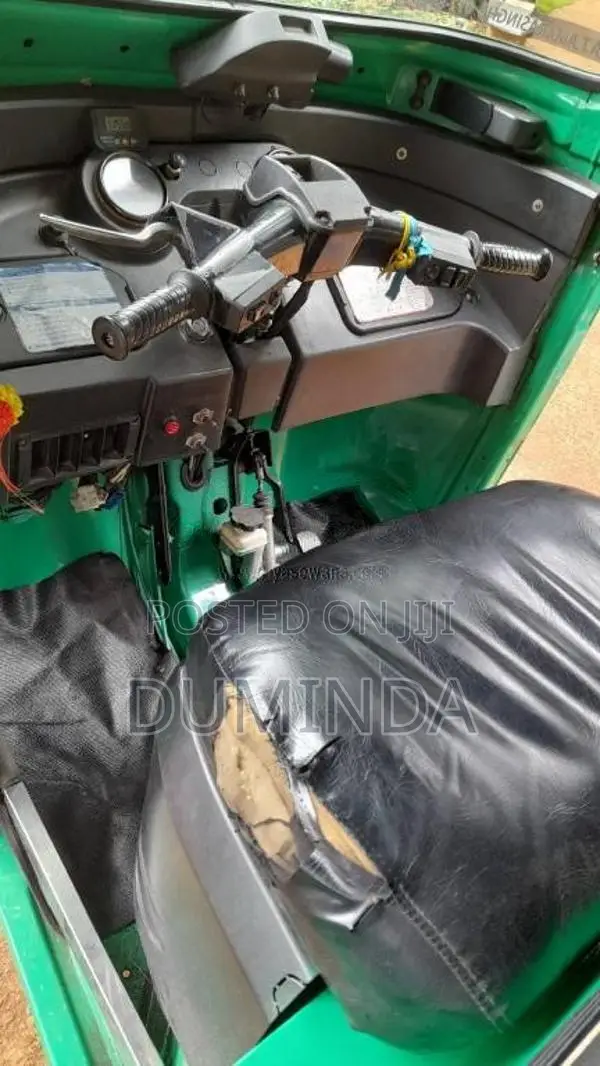 Bajaj 4 stroke 2018 Three Wheel (Used)