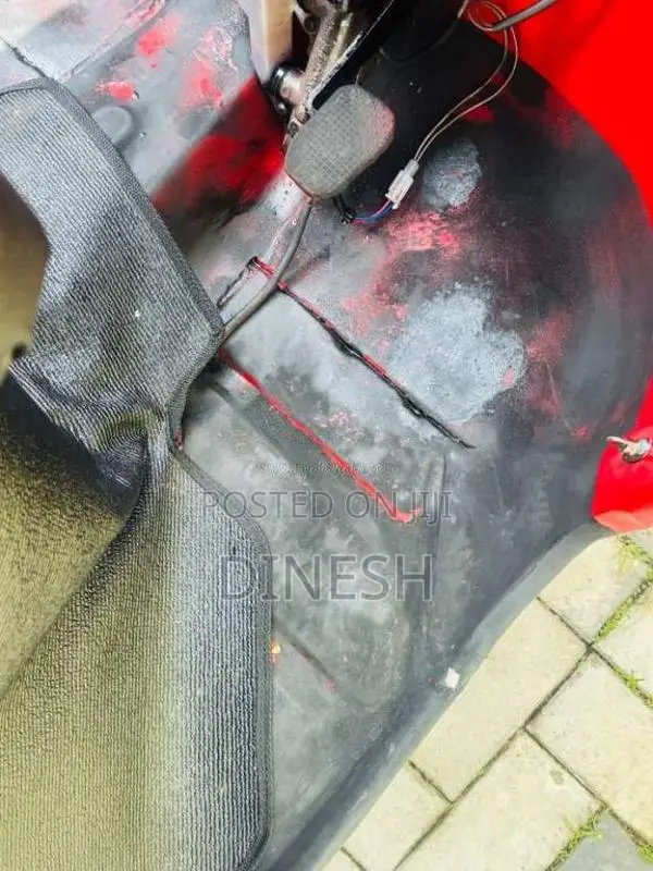Bajaj RE 2 Stroke 2004 Three Wheel (Used)