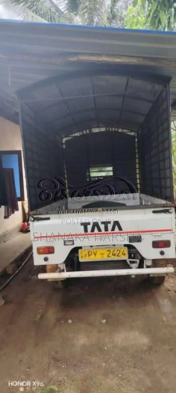 Tata Dimo Lokka 2014 Lorry (Used)