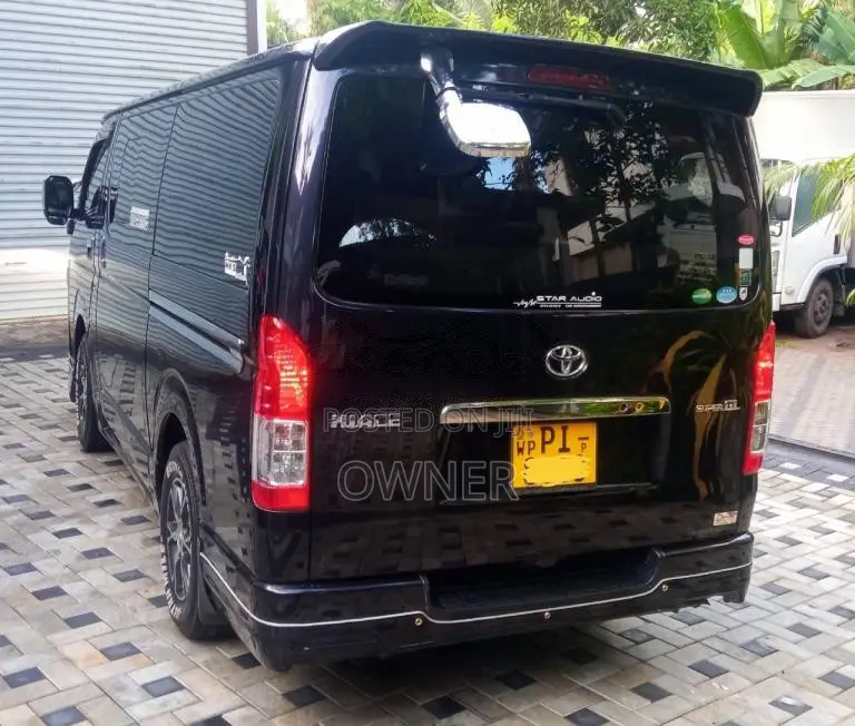 Toyota KDH TRH DARK PRIME SUPER GL 2016 Van (Used)