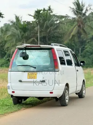 Toyota KR41 2004 Van (Used)