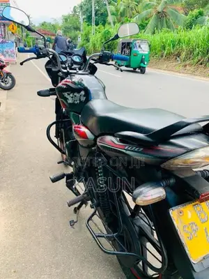 Bajaj Discover 2014 Motorbike (Used)