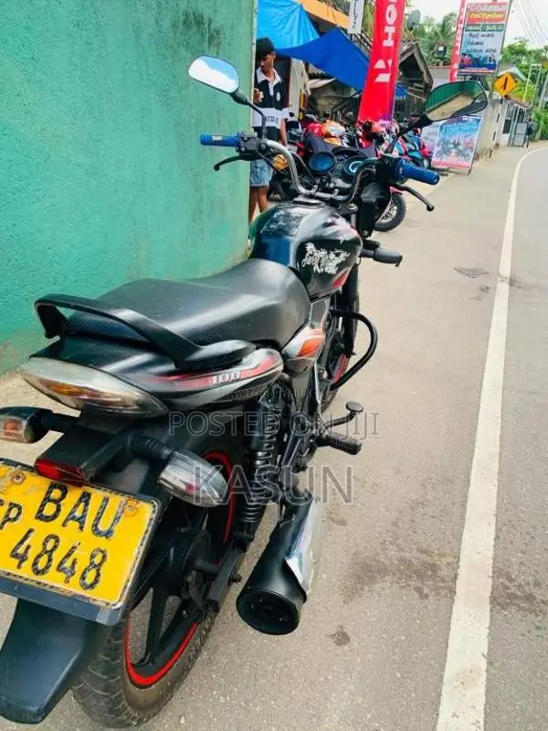 Bajaj Discover 2014 Motorbike (Used)