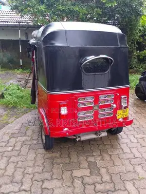 Bajaj RE 2015 Three Wheel (Used)