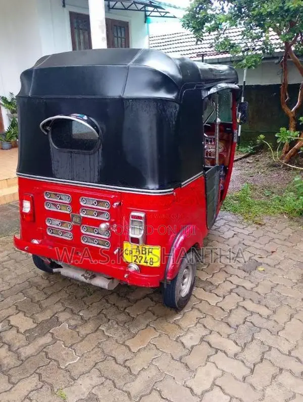 Bajaj RE 2015 Three Wheel (Used)