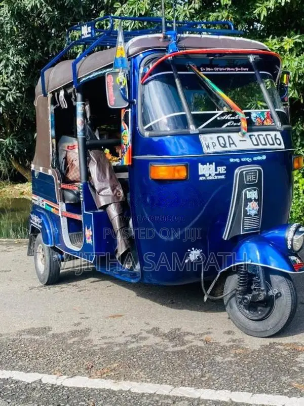 Bajaj RE 2 Stroke 2005 Three Wheel (Used)