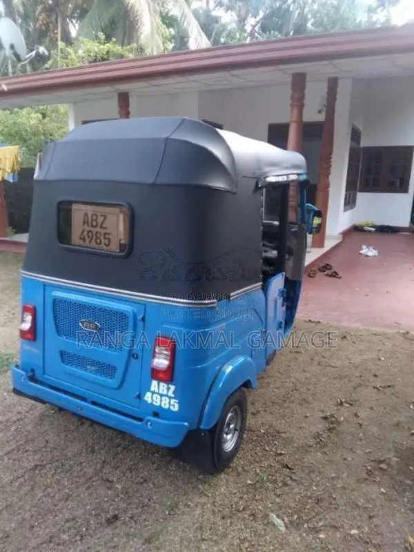 Bajaj RE 4 Stroke 2026 Three Wheel Brand New
