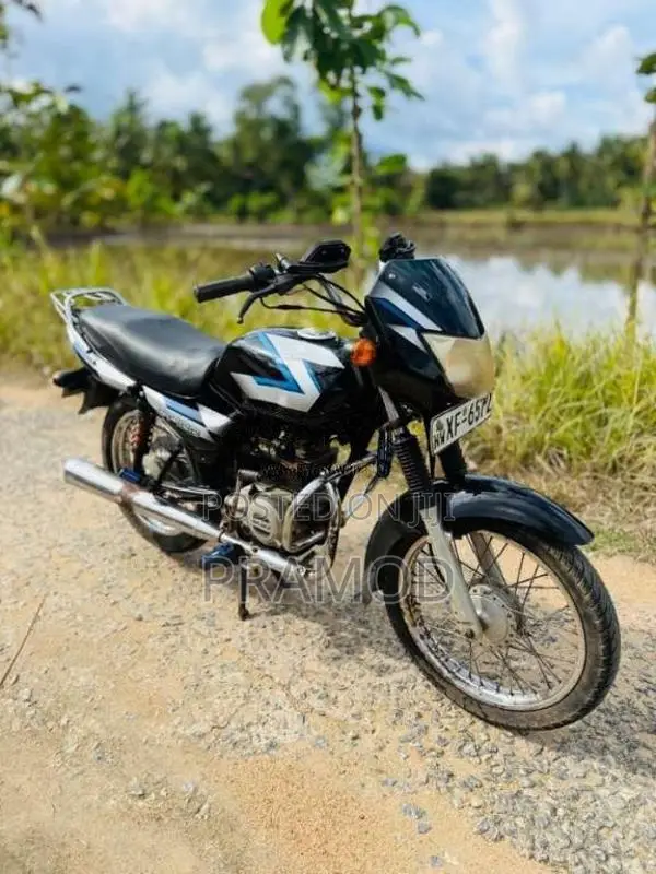Bajaj CT-100 2011 Motorbike (Used)