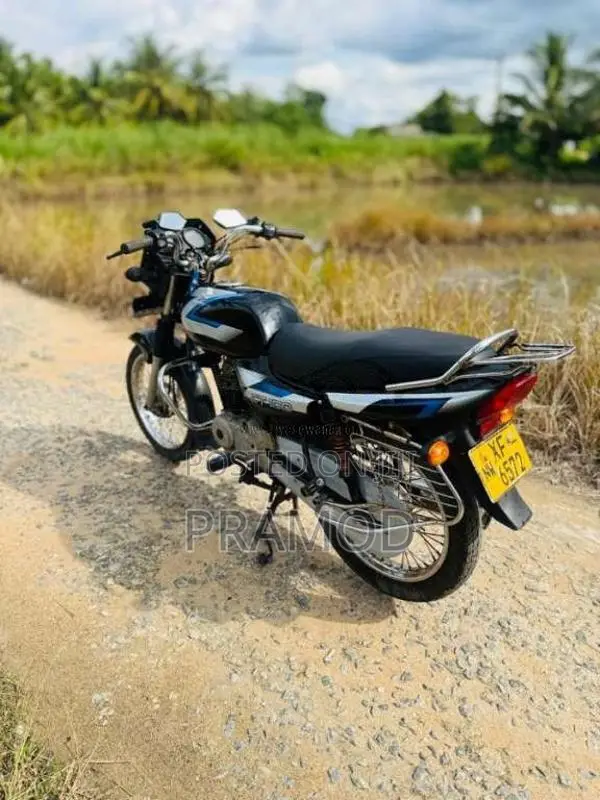 Bajaj CT-100 2011 Motorbike (Used)