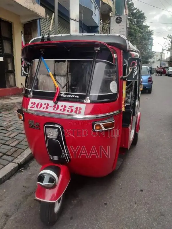 Bajaj 2 Stroke 1998 Three Wheel (Used)