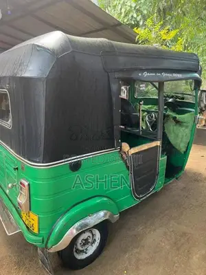 Bajaj 2 stroke 2005 Three Wheel (Used)