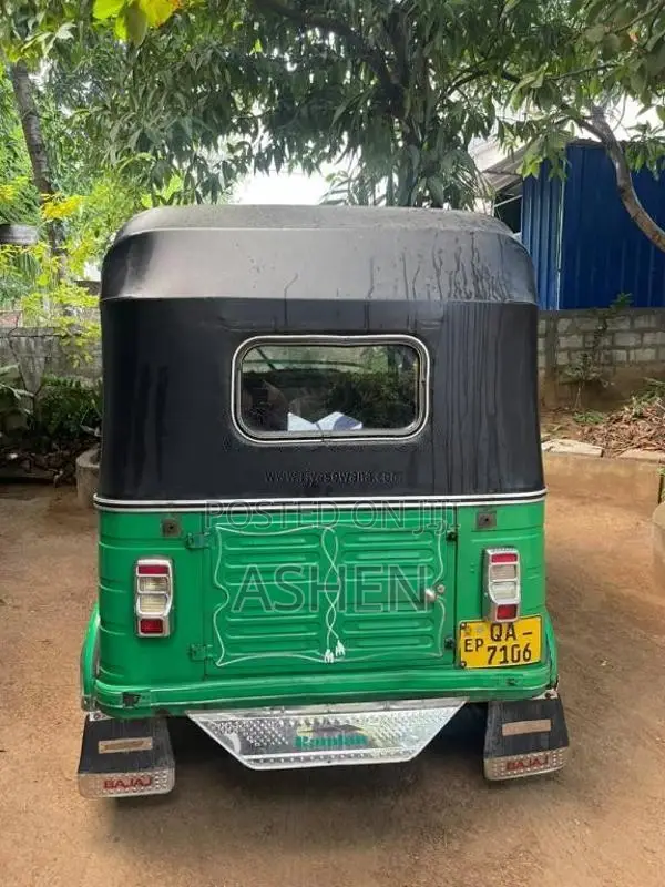 Bajaj 2 stroke 2005 Three Wheel (Used)