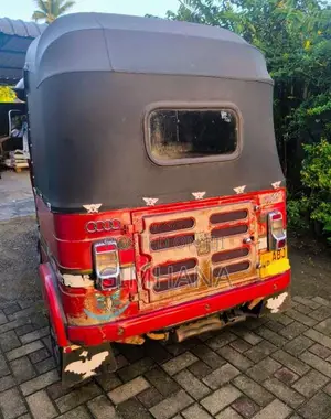 Bajaj RE 4 Stroke 2016 Three Wheel (Used)