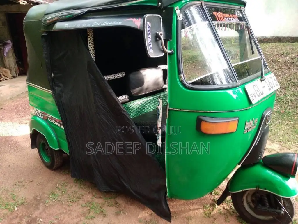 Bajaj 2 Stroke 2001 Three Wheel (Used)