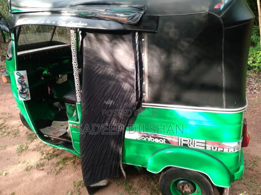 Bajaj 2 Stroke 2001 Three Wheel (Used)