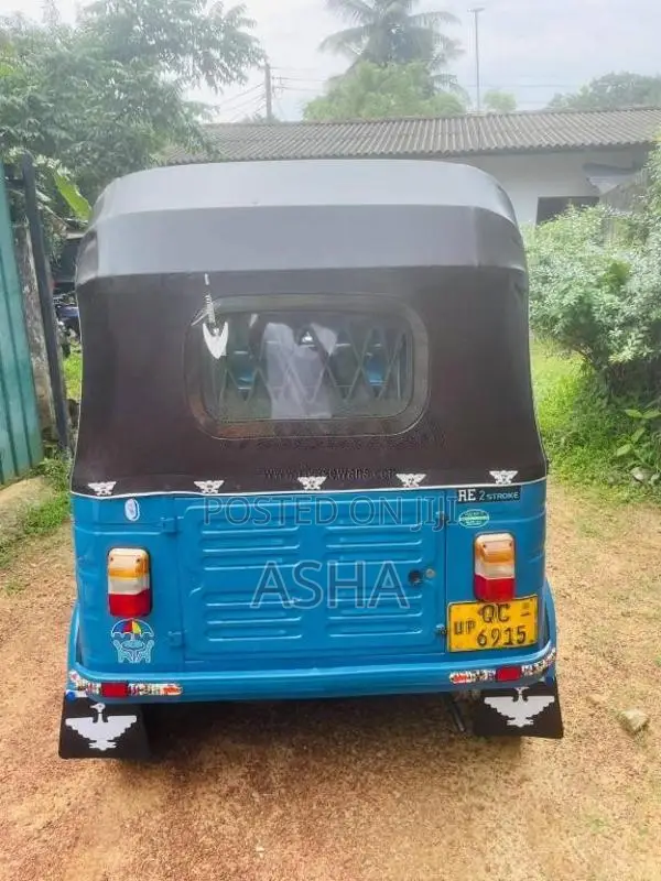 Bajaj 2 Stroke 2005 Three Wheel (Used)
