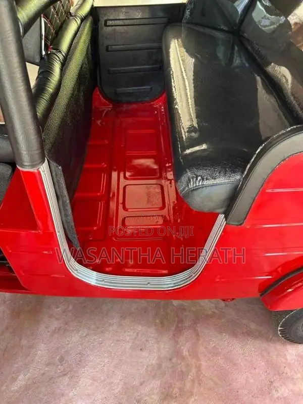 Bajaj RE 4 Stroke 2012 Three Wheel Unregistered (Recondition)