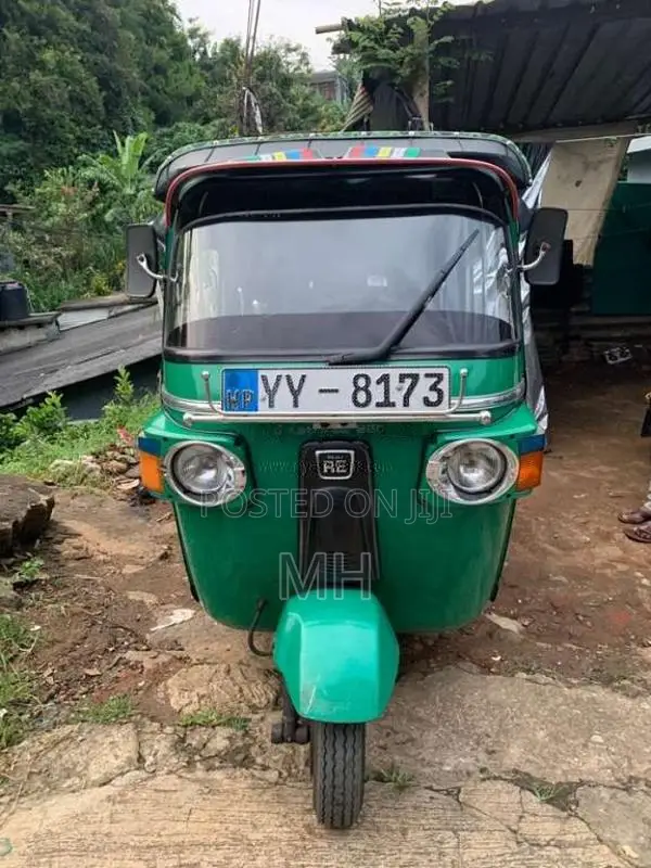 Bajaj RE 205 2012 Three Wheel (Used)