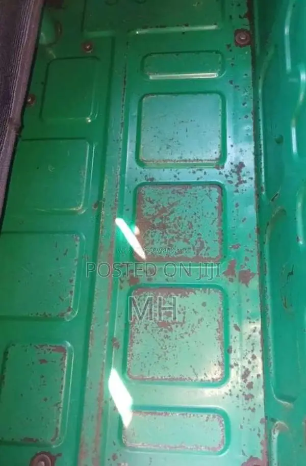 Bajaj RE 205 2012 Three Wheel (Used)