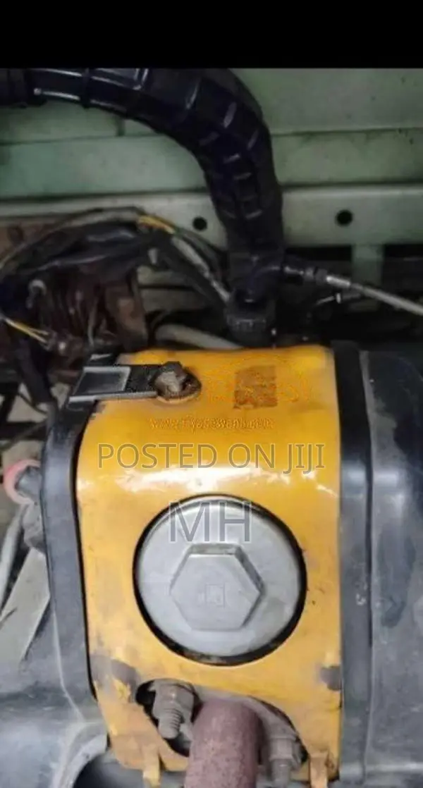 Bajaj RE 205 2012 Three Wheel (Used)