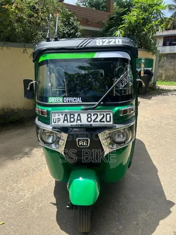 Bajaj RE 205 2015 Three Wheel (Used)