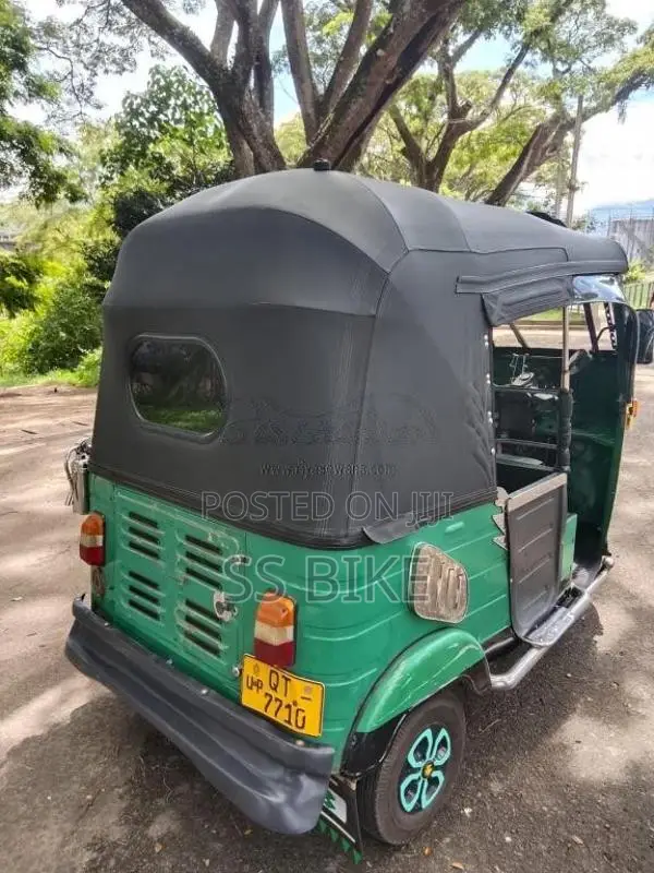 Bajaj RE 4 Stroke 2009 Three Wheel (Used)