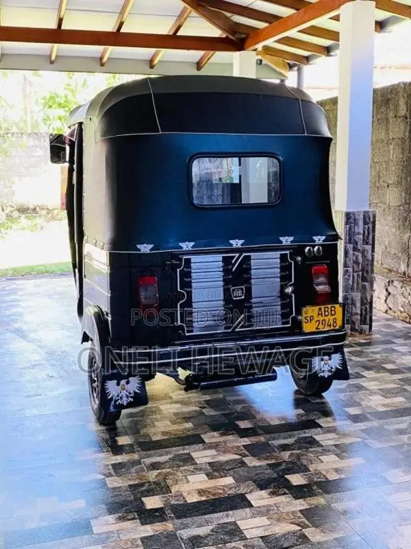 Bajaj Re 2015 Three Wheel Unregistered (Recondition)