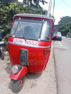 Bajaj RE 1999 Three Wheel (Used)