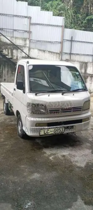 Daihatsu Hijet Nicle Shell 2003 Lorry (Used)
