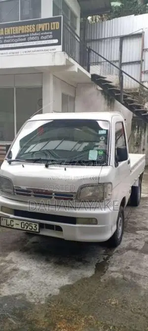 Daihatsu Hijet Nicle Shell 2003 Lorry (Used)