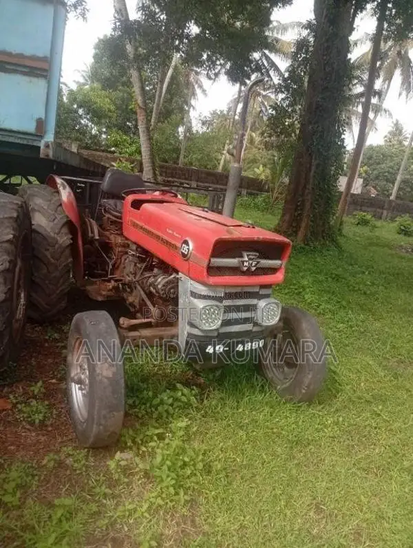 Massey-Ferguson L1500 1995 Tractor (Used)