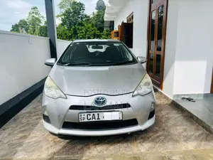 Toyota Aqua 2012 Car (Used)