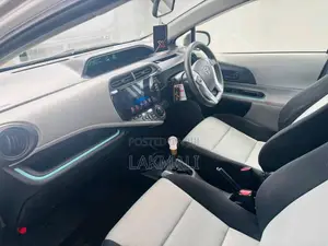 Toyota Aqua 2012 Car (Used)