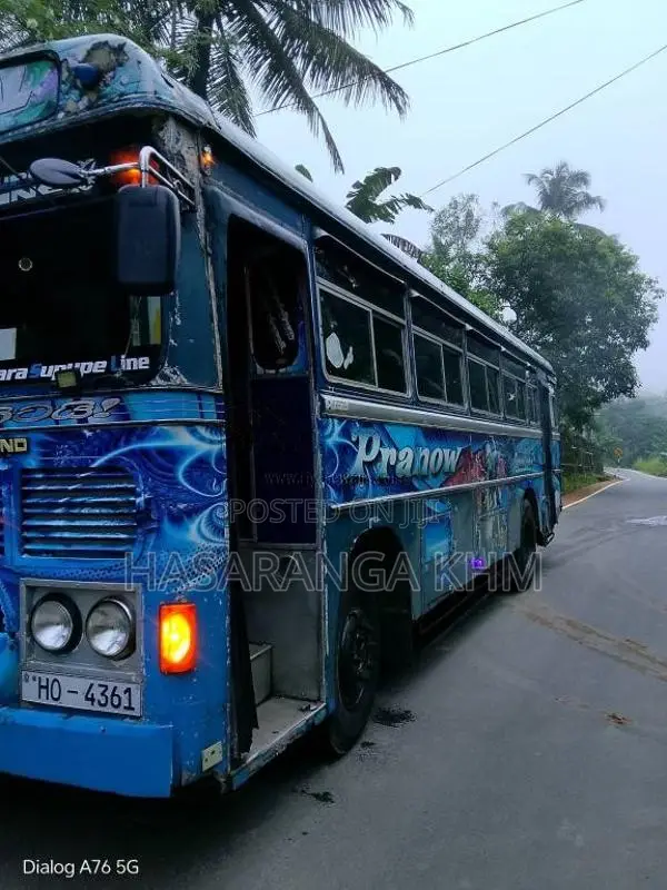 Ashok-Leyland Viking 2003 Bus (Used)
