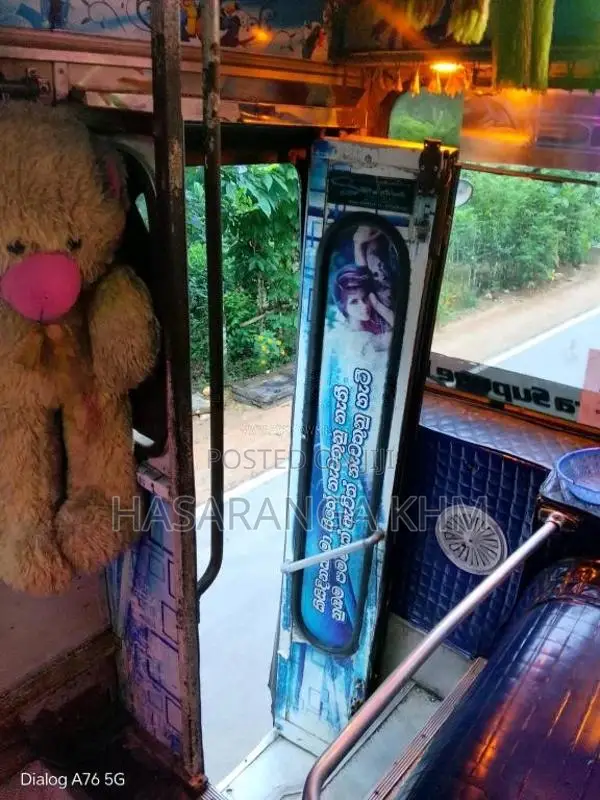 Ashok-Leyland Viking 2003 Bus (Used)