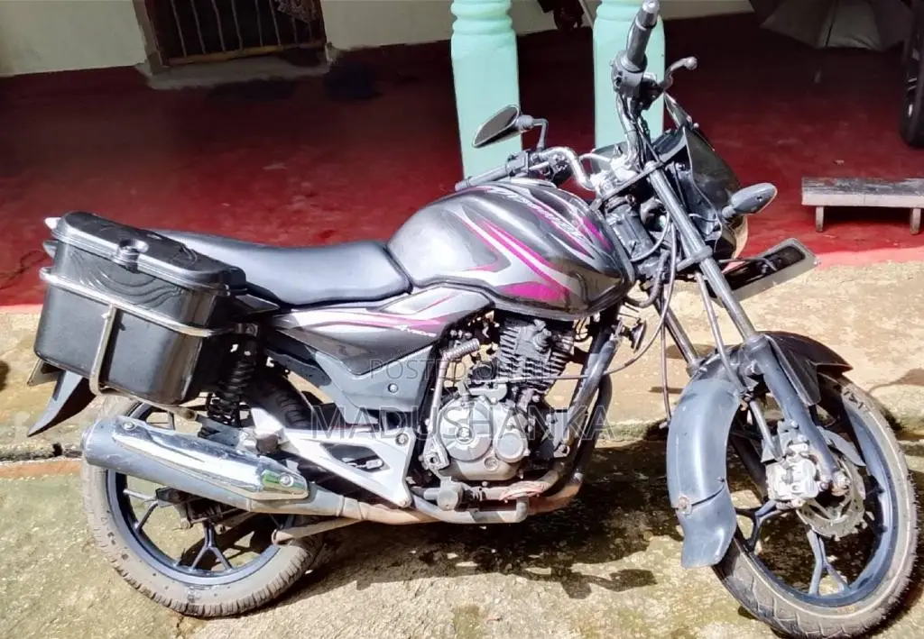 Bajaj Discover 2015 Motorbike (Used)