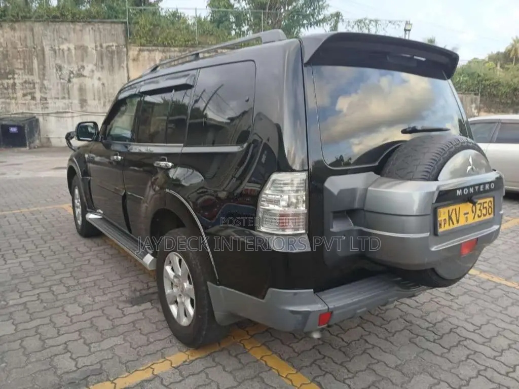 Mitsubishi Montero 2013 SUV (Used)