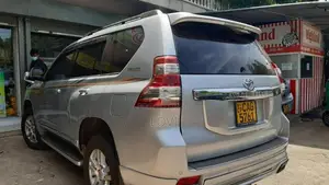 Toyota Prado Lc5 2013 SUV (Used)