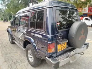 Mitsubishi Pajero 1988 SUV (Used)
