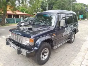 Mitsubishi Pajero 1988 SUV (Used)