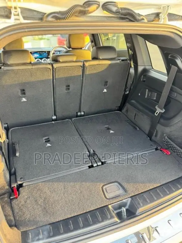 Mercedes-Benz GLB200 AMGLINE PREMIUM PLUS 2020 SUV (Used)